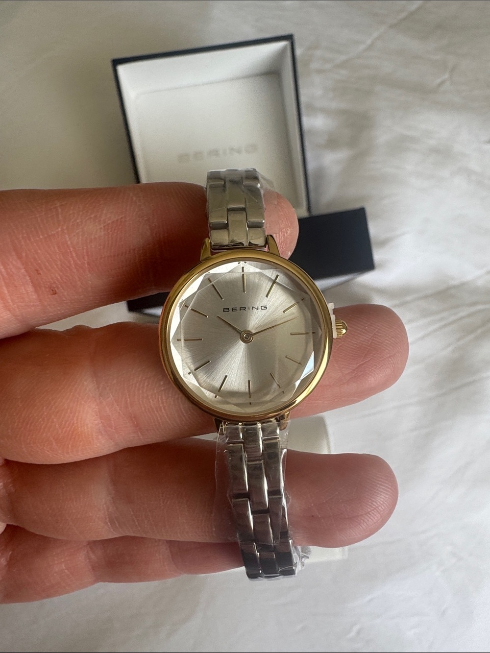 Bering Two-Tone Women's Bracelet Watch in Silver and Gold - Picture 4 of 7
